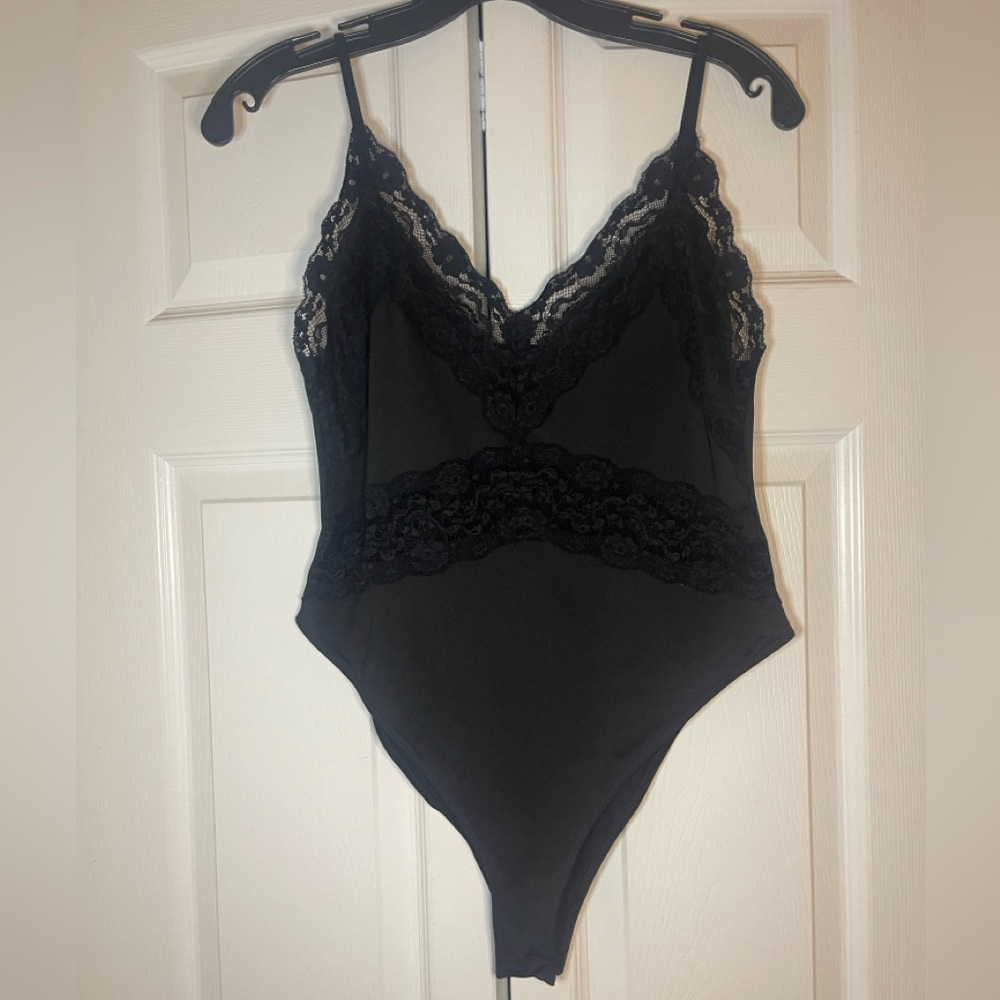 NWOT Zara Black Lace Bodysuit Size OS